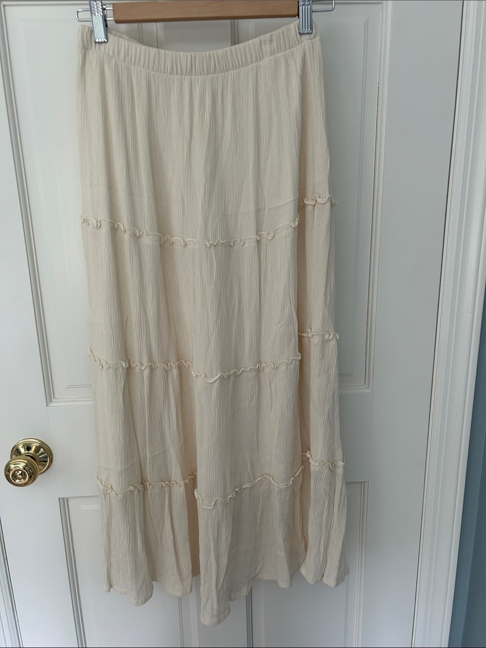 Hollister Cream Skirt, sz M